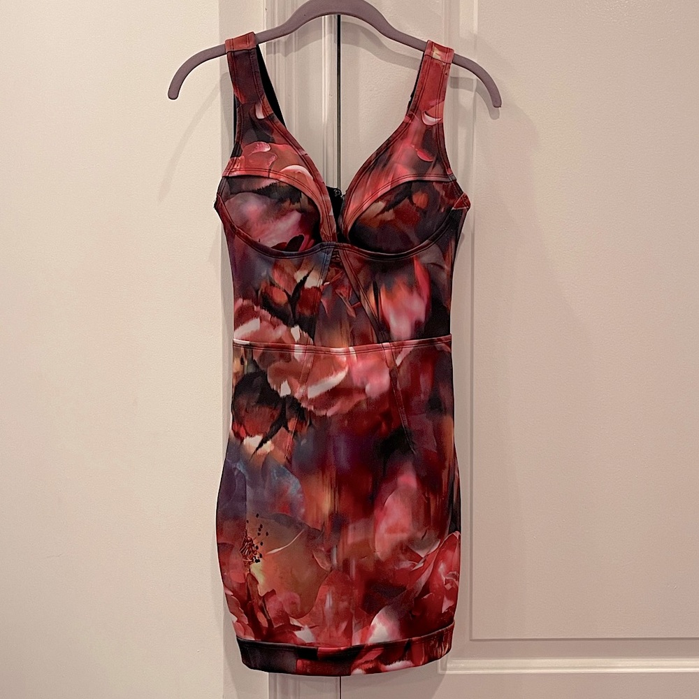 NWOT watercolor print Bebe dress